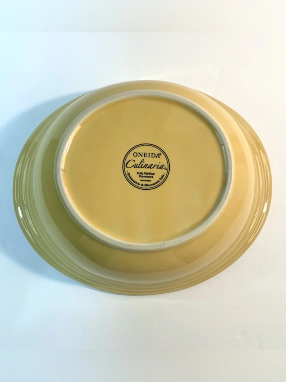 Oneida Culinaria Soft Butter Yellow 11” Oval Stoneware Vegetable Serving Bowl